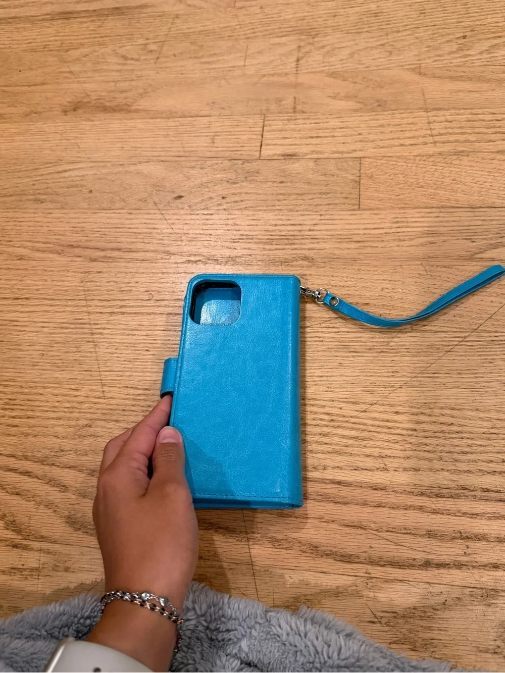iPhone 15 pro max Bright Turquoise Wristlet Phone Wallet